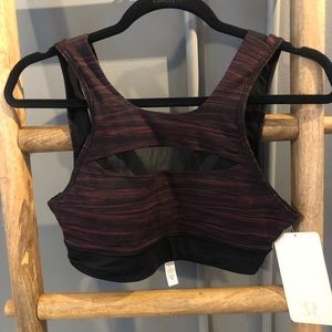 Lululemon sports bra